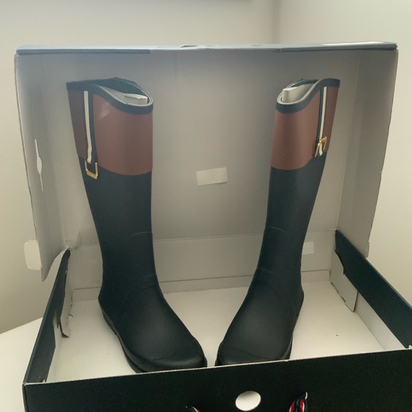 Tommy Hilfiger rain boots - Picture 3 of 5